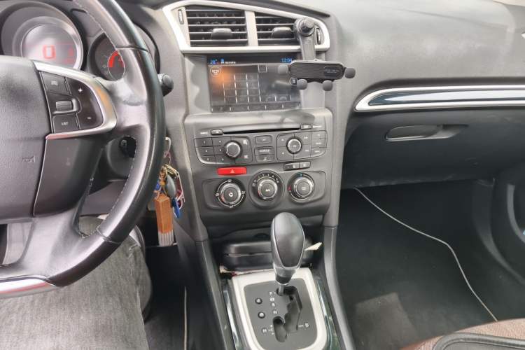 Used Citroen C4L 2014 1.8L Intelligent Drive Automatic Enjoyment Model Audio And AC Panel