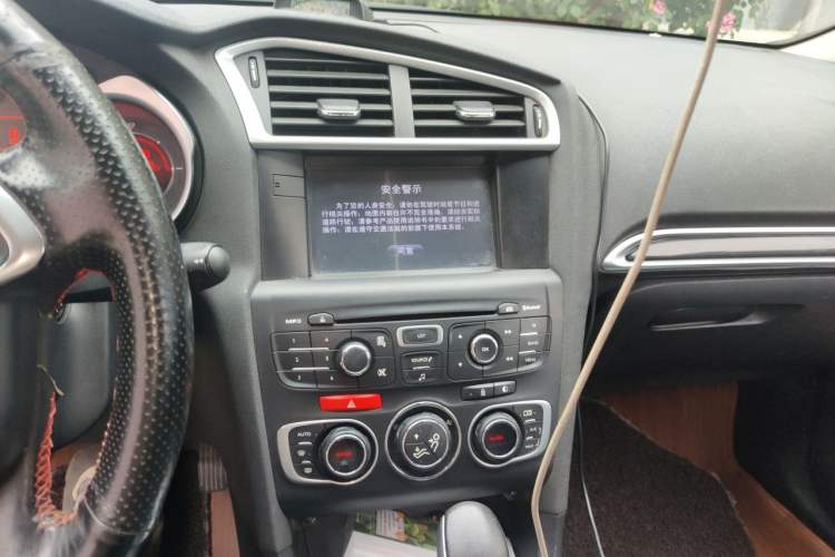 Used Citroen C4L 2014 1.6THP Intelligent Drive Automatic Dynamic Model Audio And AC Panel