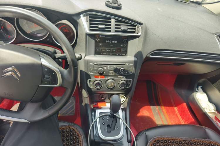 Used Citroen C4L 2014 1.6THP Intelligent Drive Automatic Dynamic Model Audio And AC Panel
