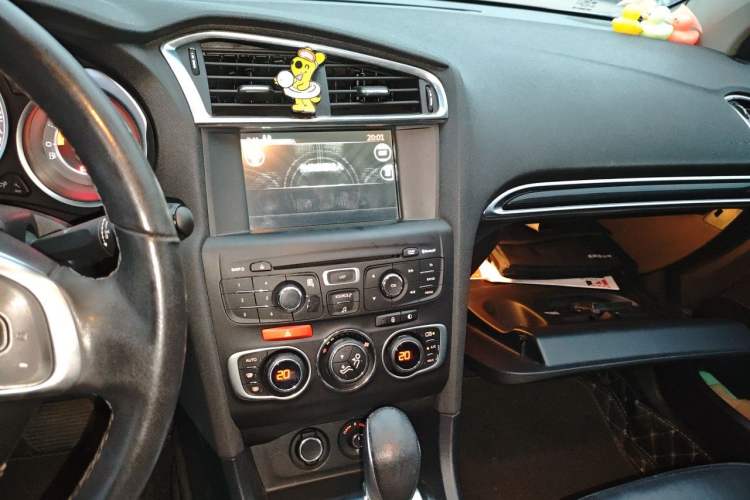 Used Citroen C4L 2014 1.6THP Intelligent Drive Automatic Dynamic Model Audio And AC Panel