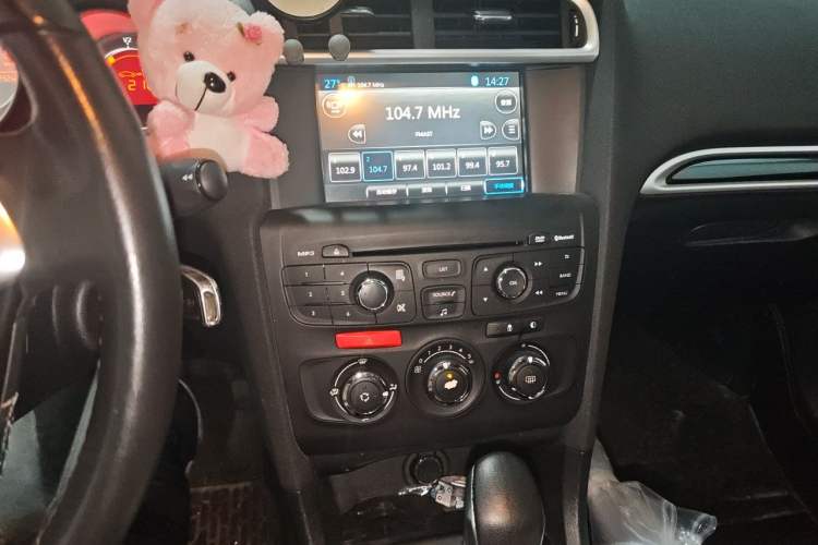 Used Citroen C4L 2014 1.8L Intelligent Drive Automatic Enjoyment Model Audio And AC Panel