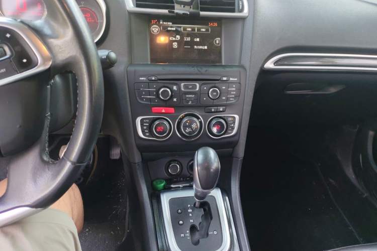Used Citroen C4L 2014 1.8L Intelligent Drive Automatic Dynamic Model Audio And AC Panel