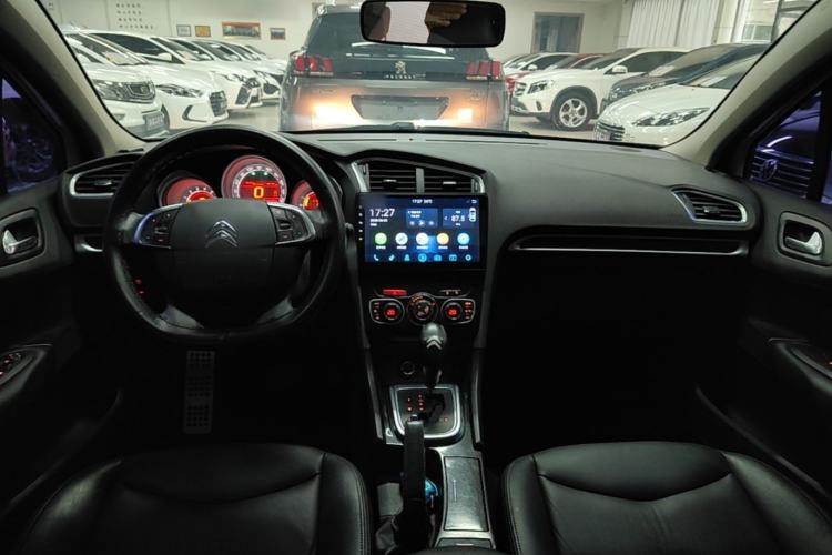 Used Citroen C4L 2014 1.6THP Intelligent Drive Automatic Dynamic Model Center Console