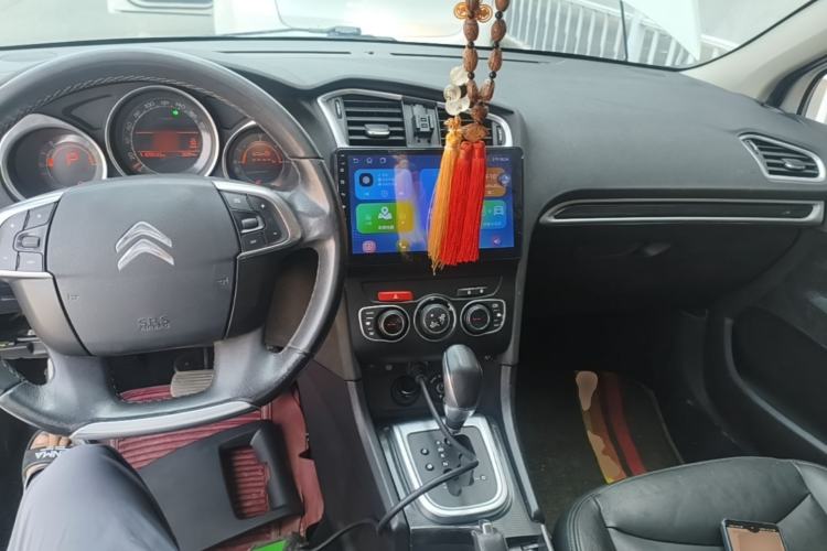 Used Citroen C4L 2014 1.8L Intelligent Drive Automatic Dynamic Model Center Console