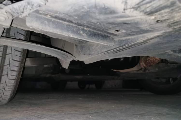 Used Citroen C4L 2014 1.6THP Intelligent Drive Automatic Dynamic Model Chassis Front Right
