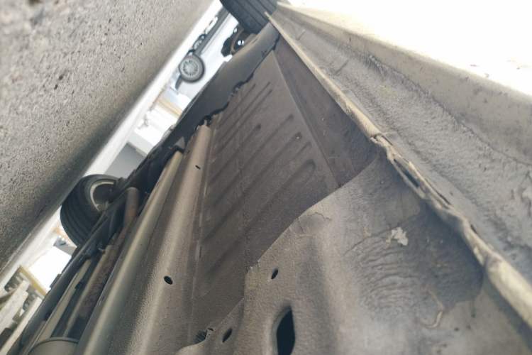 Used Citroen C4L 2014 1.6THP Intelligent Drive Automatic Dynamic Model Chassis Front Right