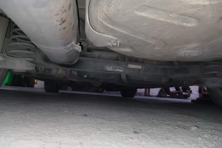 Used Citroen C4L 2014 1.6THP Intelligent Drive Automatic Dynamic Model Chassis Rear