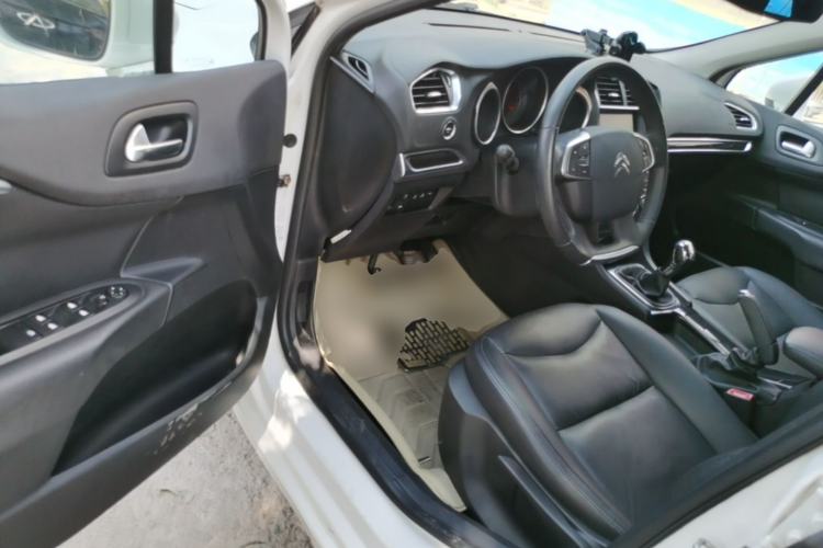 Used Citroen C4L 2014 1.8L Intelligent Drive Manual Version – Dynamic Edition Driver Seat