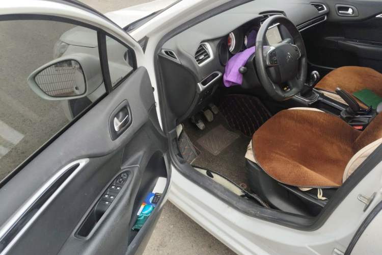 Used Citroen C4L 2014 1.8L Intelligent Drive Manual Enjoyment Model Driver Seat