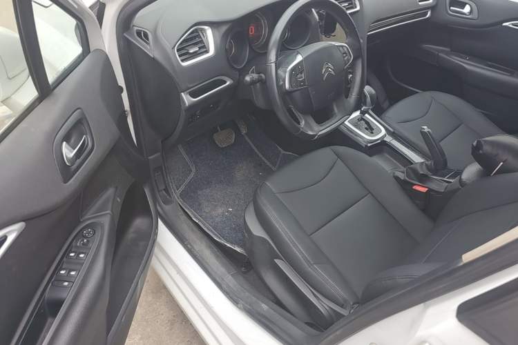 Used Citroen C4L 2014 1.8L Intelligent Drive Automatic Enjoyment Model Driver Seat