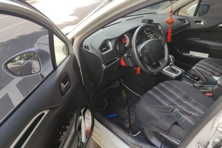 Used Citroen C4L 2014 1.8L Intelligent Drive Automatic Enjoyment Model Driver Seat