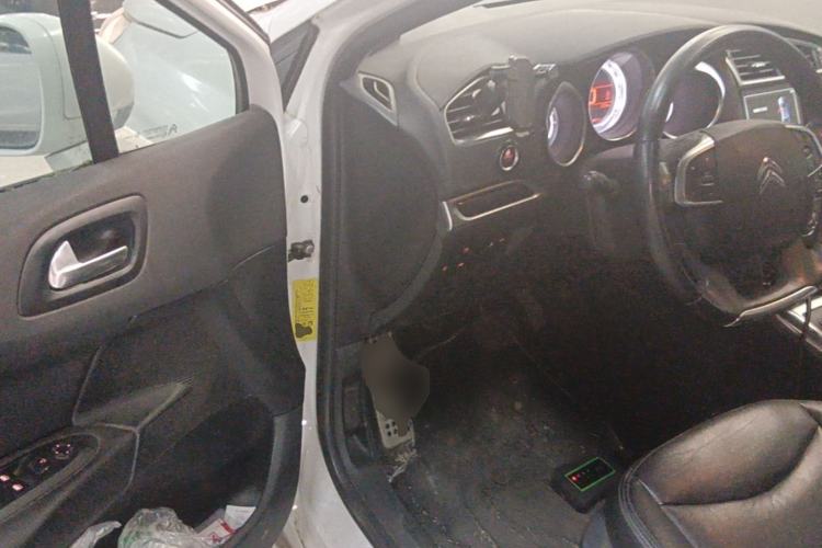 Used Citroen C4L 2014 1.6THP Intelligent Drive Automatic Dynamic Model Driver Seat