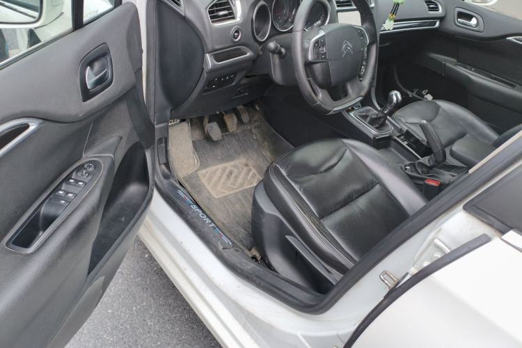 Used Citroen C4L 2014 1.8L Intelligent Drive Manual Version – Dynamic Edition Driver Seat