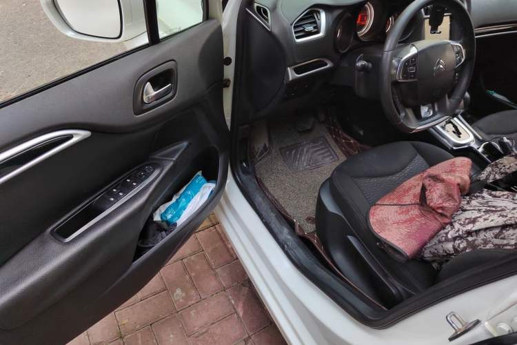 Used Citroen C4L 2014 1.8L Intelligent Drive Automatic Enjoyment Model Driver Seat