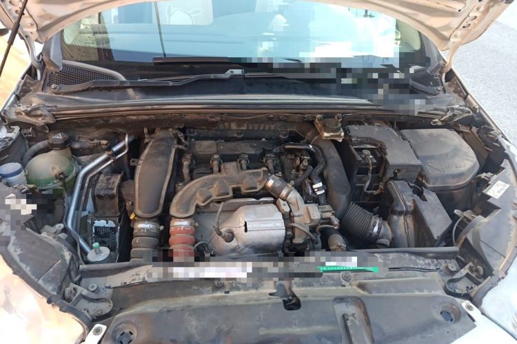 Used Citroen C4L 2014 1.6THP Intelligent Drive Automatic Dynamic Model Engine Bay