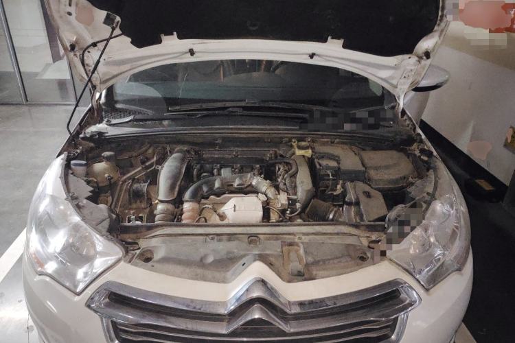 Used Citroen C4L 2014 1.6THP Intelligent Drive Automatic Dynamic Model Engine Bay