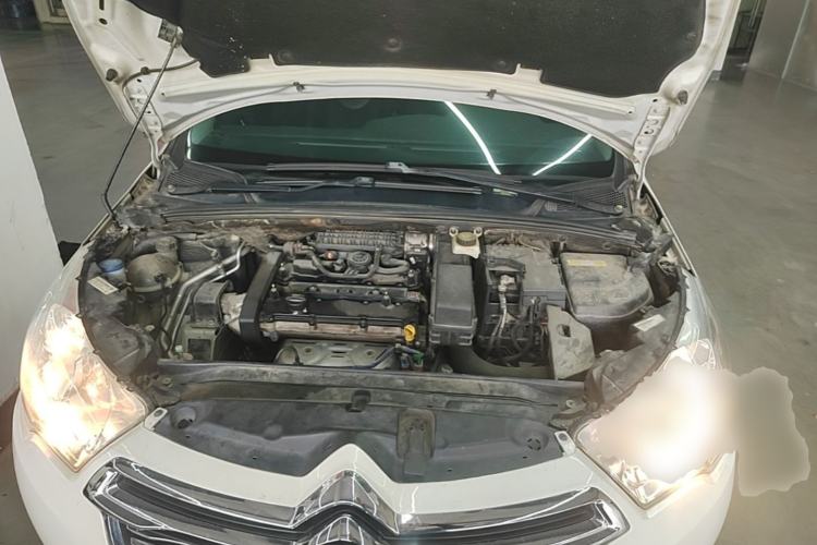 Used Citroen C4L 2014 1.8L Intelligent Drive Manual Version – Dynamic Edition Engine Bay