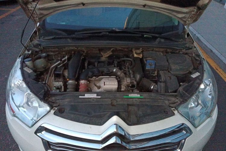 Used Citroen C4L 2014 1.6THP Intelligent Drive Automatic Dynamic Model Engine Bay