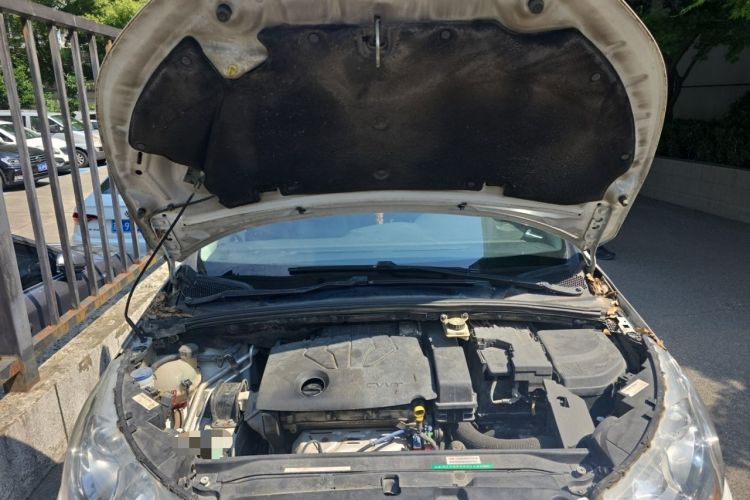 Used Citroen C4L 2014 1.8L Intelligent Drive Automatic Enjoyment Model Engine Bay