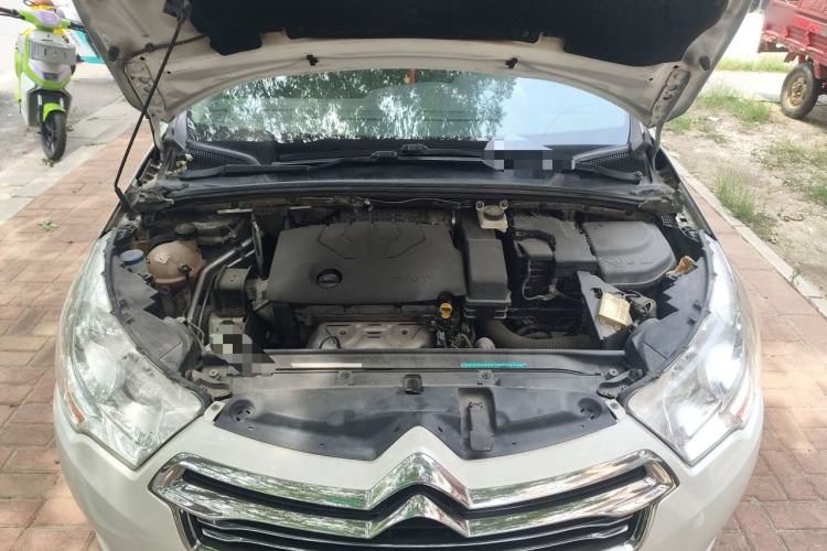 Used Citroen C4L 2014 1.8L Intelligent Drive Automatic Dynamic Model Engine Bay