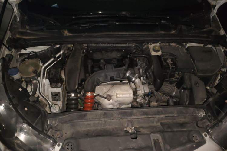 Used Citroen C4L 2014 1.6THP Intelligent Drive Automatic Dynamic Model Engine Bay