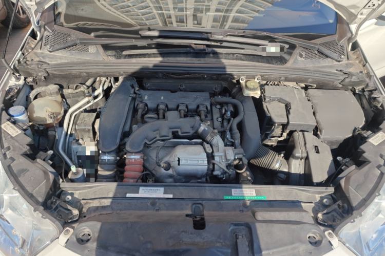 Used Citroen C4L 2014 1.6THP Intelligent Drive Automatic Dynamic Model Engine Bay
