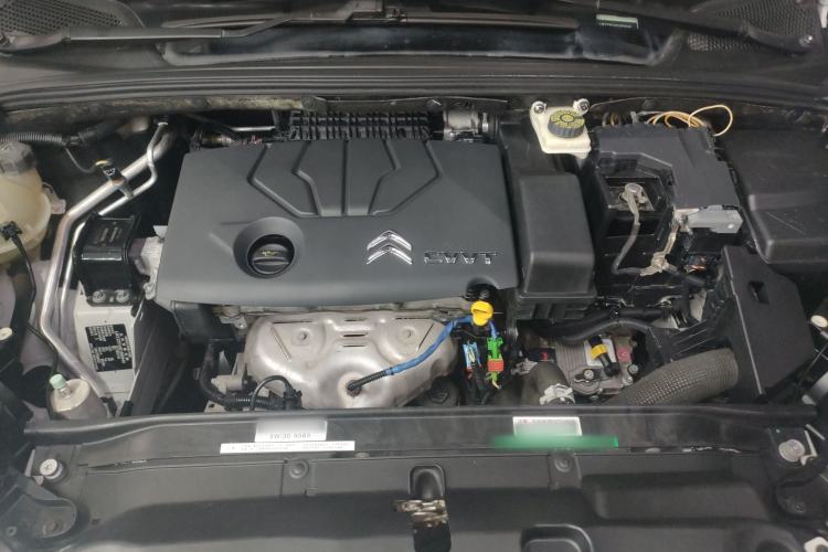 Used Citroen C4L 2014 1.8L Intelligent Drive Automatic Dynamic Model Engine Bay