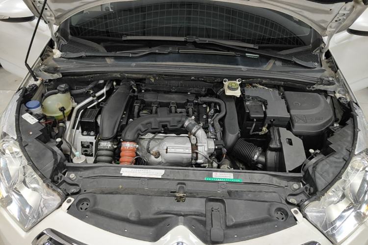 Used Citroen C4L 2014 1.6THP Intelligent Drive Automatic Dynamic Model Engine Bay