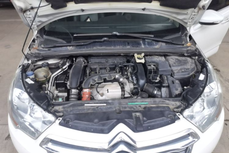 Used Citroen C4L 2014 1.6THP Intelligent Drive Automatic Dynamic Model Engine Bay
