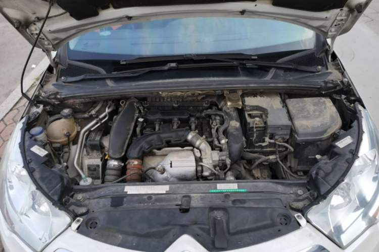 Used Citroen C4L 2014 1.6THP Intelligent Drive Automatic Dynamic Model Engine Bay