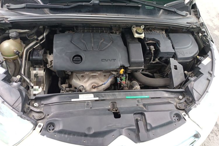 Used Citroen C4L 2014 1.8L Intelligent Drive Automatic Dynamic Model Engine Bay