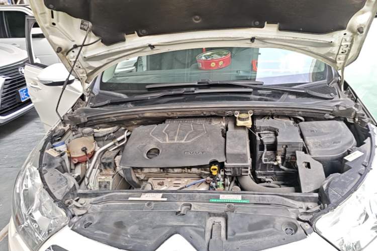 Used Citroen C4L 2014 1.8L Intelligent Drive Automatic Dynamic Model Engine Bay