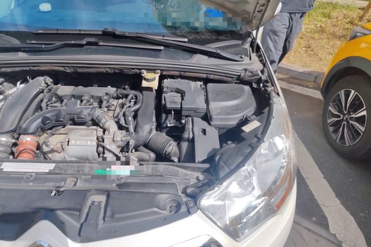 Used Citroen C4L 2014 1.6THP Intelligent Drive Automatic Dynamic Model Engine Bay Left