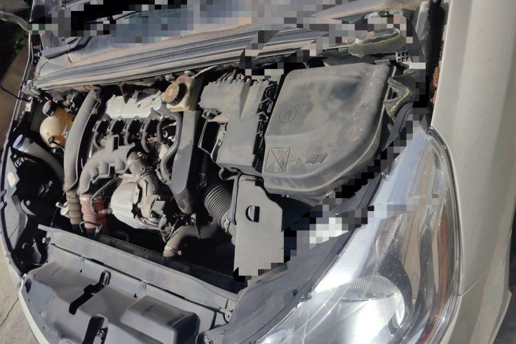 Used Citroen C4L 2014 1.6THP Intelligent Drive Automatic Dynamic Model Engine Bay Left