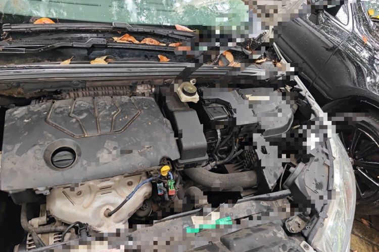 Used Citroen C4L 2014 1.8L Intelligent Drive Manual Version – Dynamic Edition Engine Bay Left