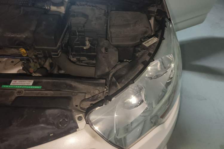 Used Citroen C4L 2014 1.8L Intelligent Drive Automatic Enjoyment Model Engine Bay Left