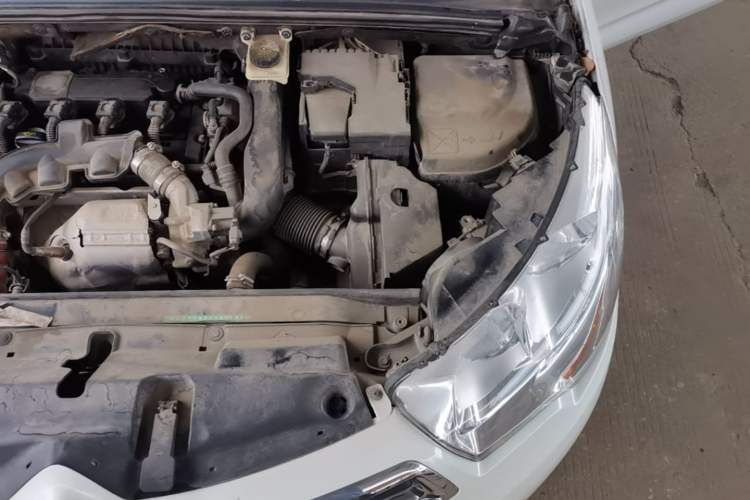 Used Citroen C4L 2014 1.6THP Intelligent Drive Automatic Dynamic Model Engine Bay Left