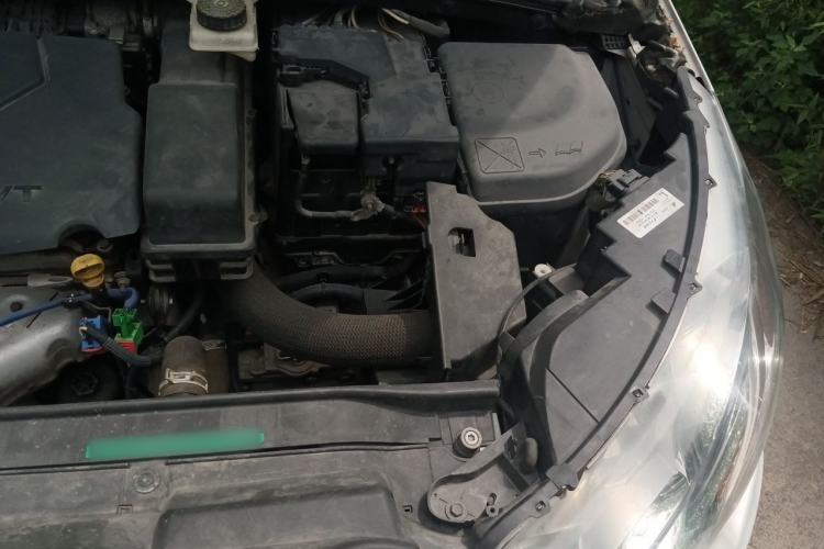 Used Citroen C4L 2014 1.8L Intelligent Drive Automatic Enjoyment Model Engine Bay Left