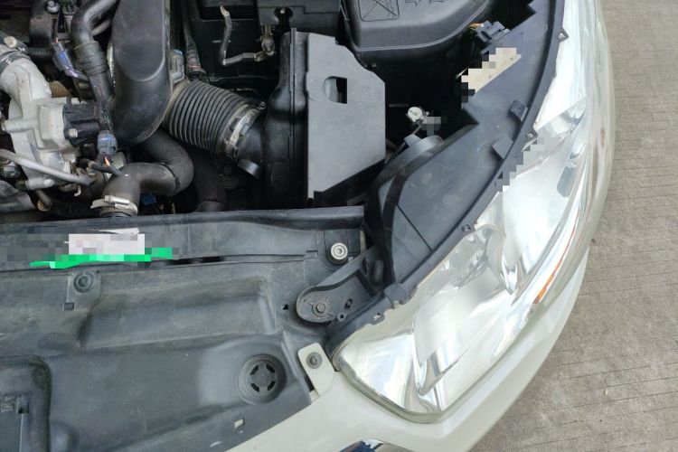 Used Citroen C4L 2014 1.6THP Intelligent Drive Automatic Dynamic Model Engine Bay Left
