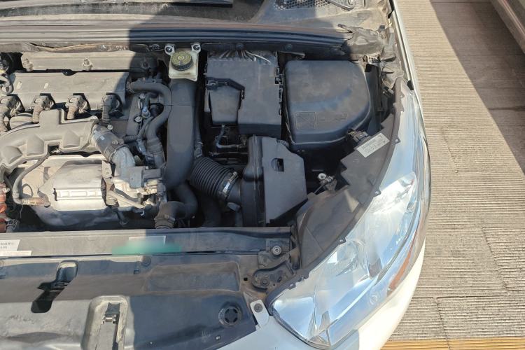 Used Citroen C4L 2014 1.6THP Intelligent Drive Automatic Dynamic Model Engine Bay Left