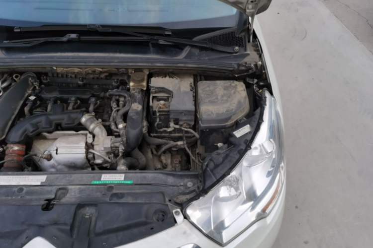 Used Citroen C4L 2014 1.6THP Intelligent Drive Automatic Dynamic Model Engine Bay Left
