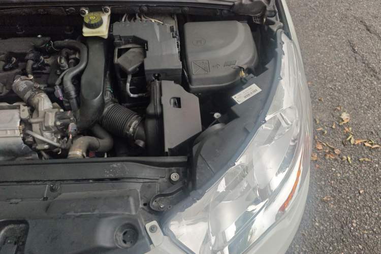 Used Citroen C4L 2014 1.6THP Intelligent Drive Automatic Dynamic Model Engine Bay Left