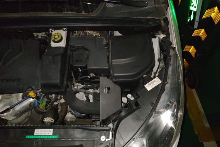Used Citroen C4L 2014 1.8L Intelligent Drive Automatic Enjoyment Model Engine Bay Left
