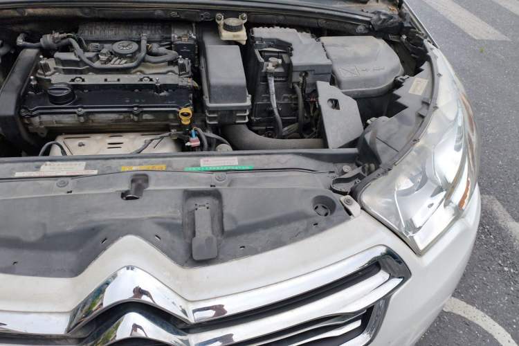 Used Citroen C4L 2014 1.8L Intelligent Drive Manual Version – Dynamic Edition Engine Bay Left