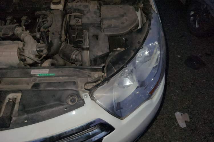 Used Citroen C4L 2014 1.6THP Intelligent Drive Automatic Dynamic Model Engine Bay Left