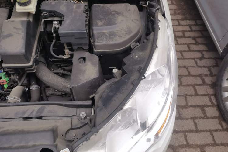 Used Citroen C4L 2014 1.8L Intelligent Drive Automatic Enjoyment Model Engine Bay Left