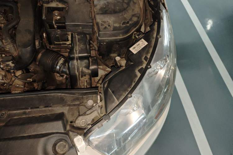Used Citroen C4L 2014 1.6THP Intelligent Drive Automatic Dynamic Model Engine Bay Left