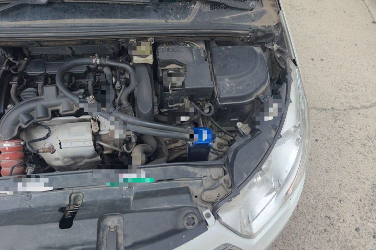 Used Citroen C4L 2014 1.6THP Intelligent Drive Automatic Dynamic Model Engine Bay Left