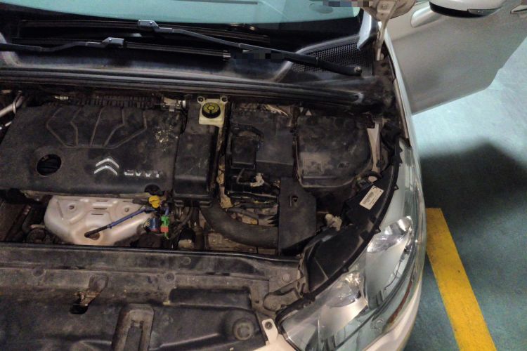 Used Citroen C4L 2014 1.8L Intelligent Drive Automatic Dynamic Model Engine Bay Left