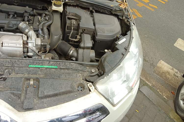 Used Citroen C4L 2014 1.6THP Intelligent Drive Automatic Dynamic Model Engine Bay Left